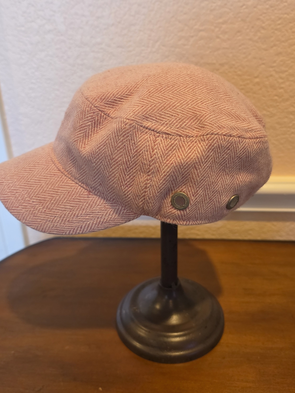 PUMA Pink Herringbone Newsboy Cap - Picture 3 of 6